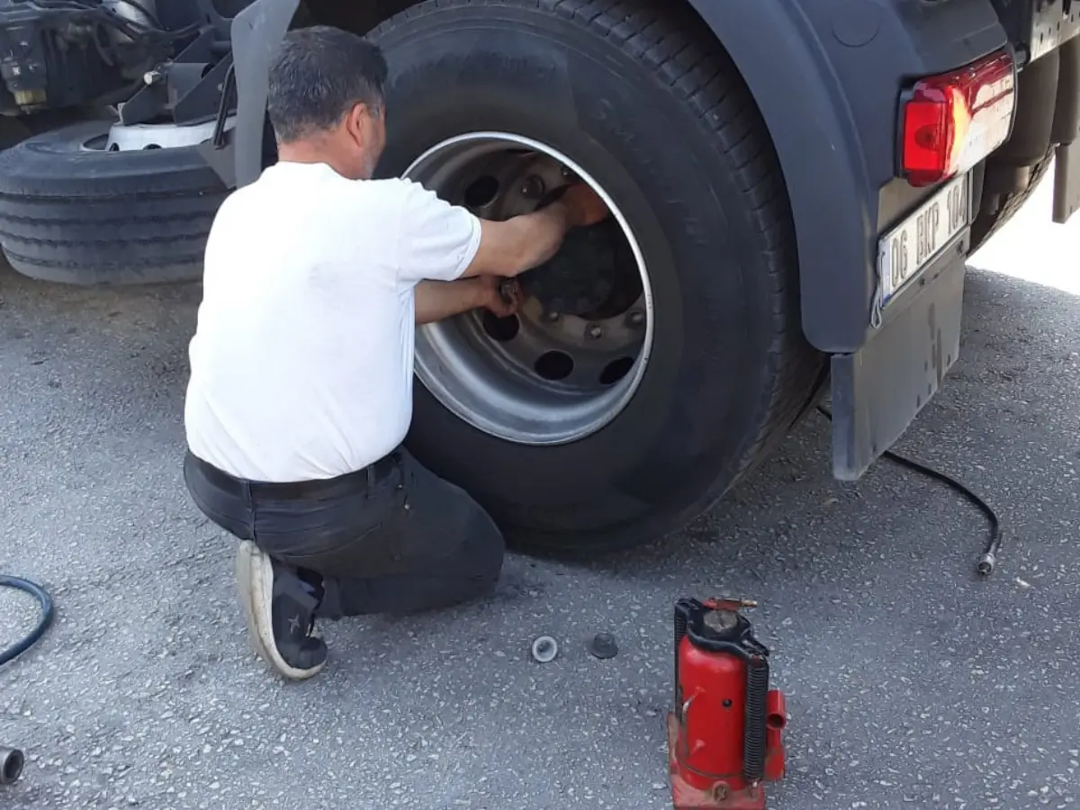 Zile Oto Lastikçi